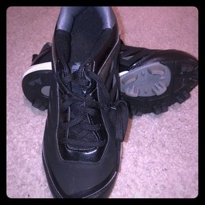 Kids baseball cleats